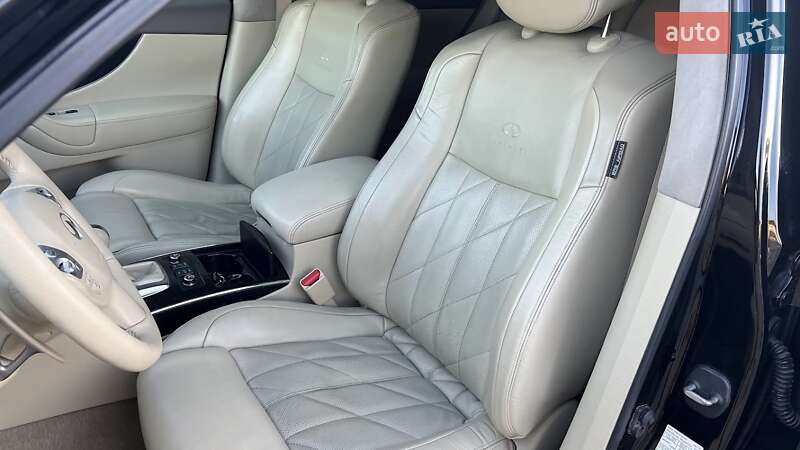 Позашляховик / Кросовер Infiniti FX 37 2010 в Павлограді