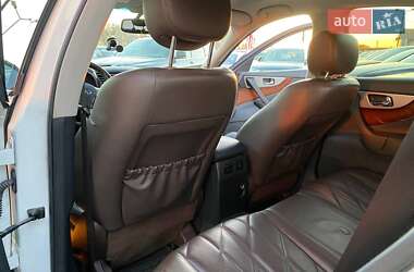 Внедорожник / Кроссовер Infiniti FX 37 2013 в 
