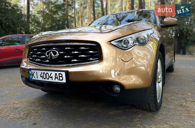 Позашляховик / Кросовер Infiniti FX 37 2010 в Ірпені