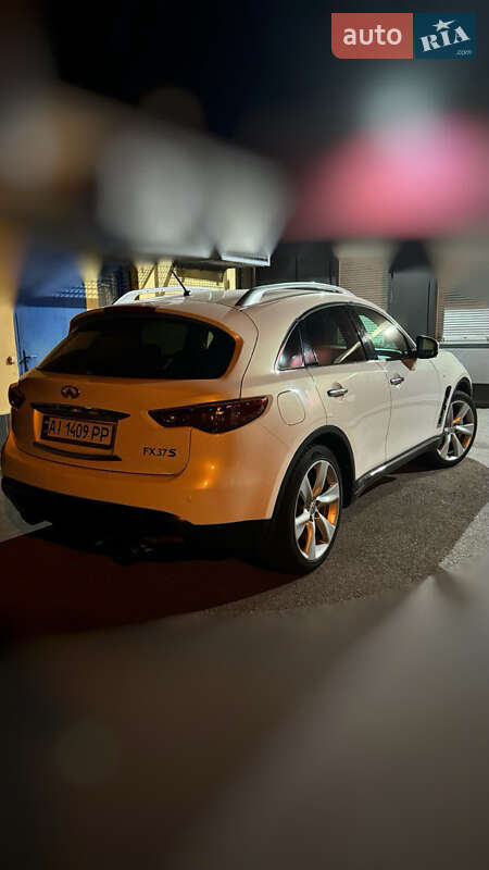 Позашляховик / Кросовер Infiniti FX 37 2010 в Білій Церкві