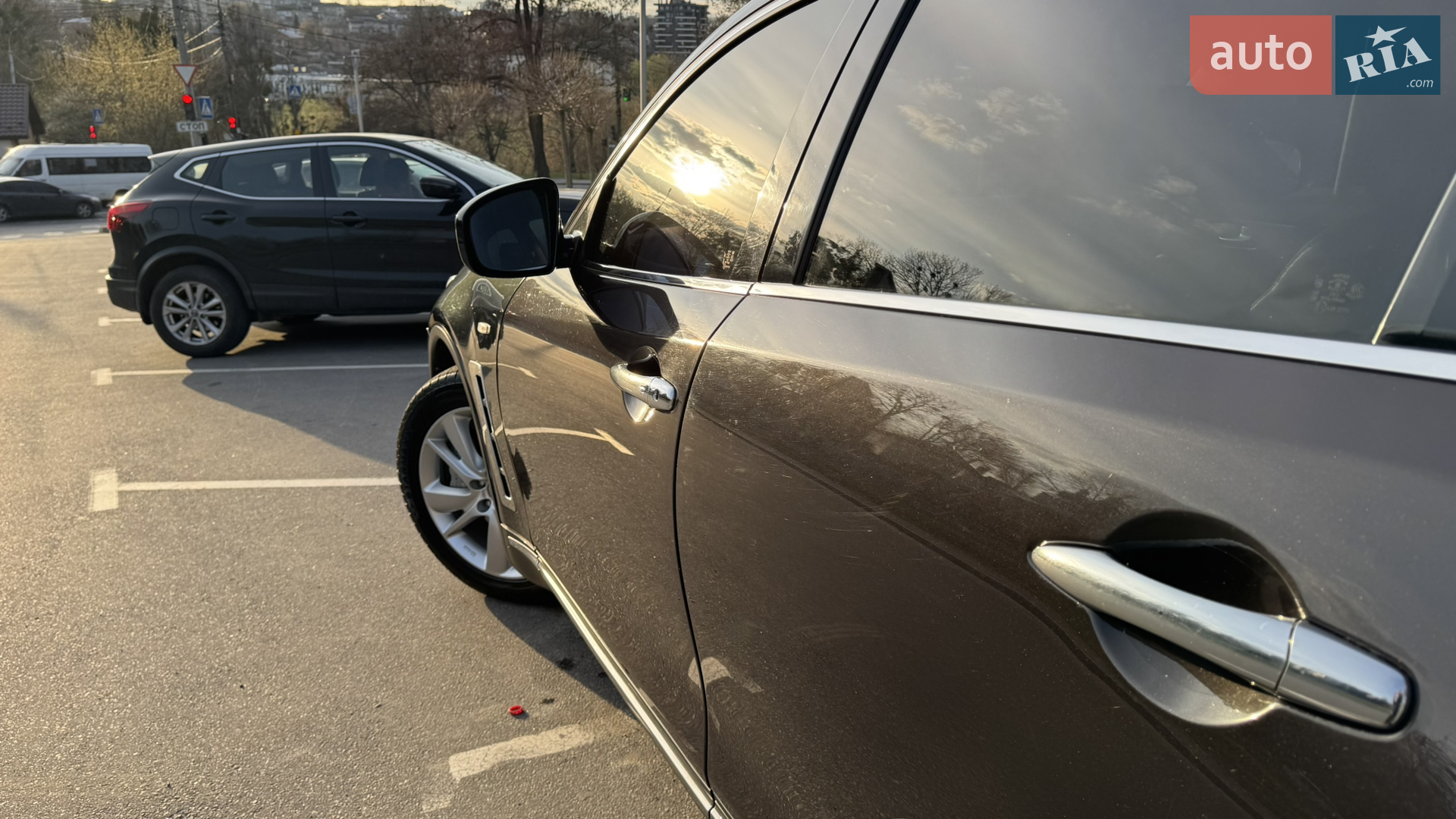 2011 Infiniti FX - мініатюра 12
