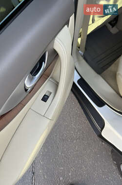 Внедорожник / Кроссовер Infiniti FX 37 2012 в 