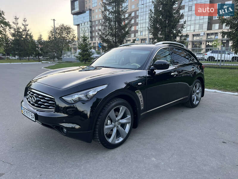 Позашляховик / Кросовер Infiniti FX 37 2010 в 
