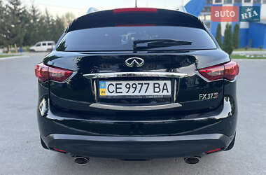 Позашляховик / Кросовер Infiniti FX 37 2010 в 