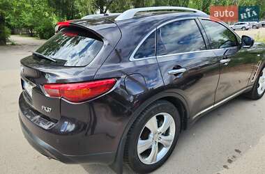 Позашляховик / Кросовер Infiniti FX 37 2011 в 