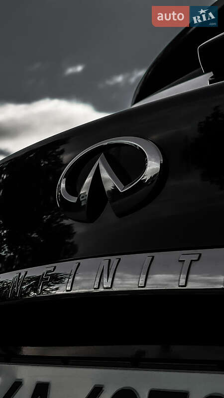 Внедорожник / Кроссовер Infiniti FX 37 2010 в Чернигове