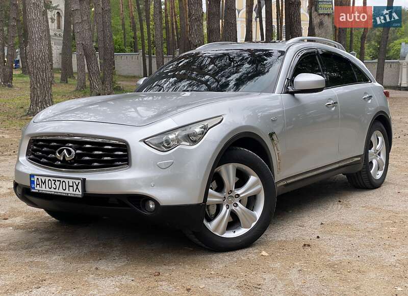 Позашляховик / Кросовер Infiniti FX 37 2010 в Житомирі