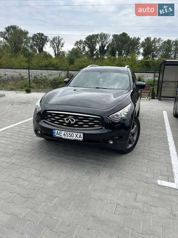 Позашляховик / Кросовер Infiniti FX 37 2011 в Києві