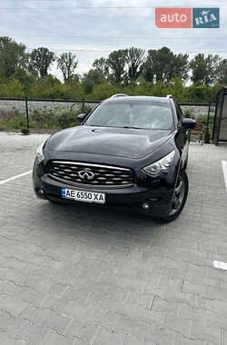 Позашляховик / Кросовер Infiniti FX 37 2011 в 