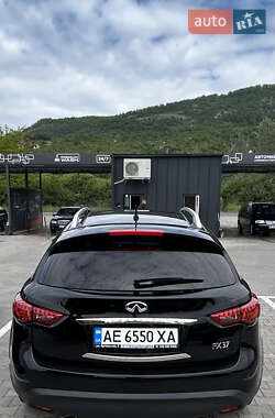Позашляховик / Кросовер Infiniti FX 37 2011 в 