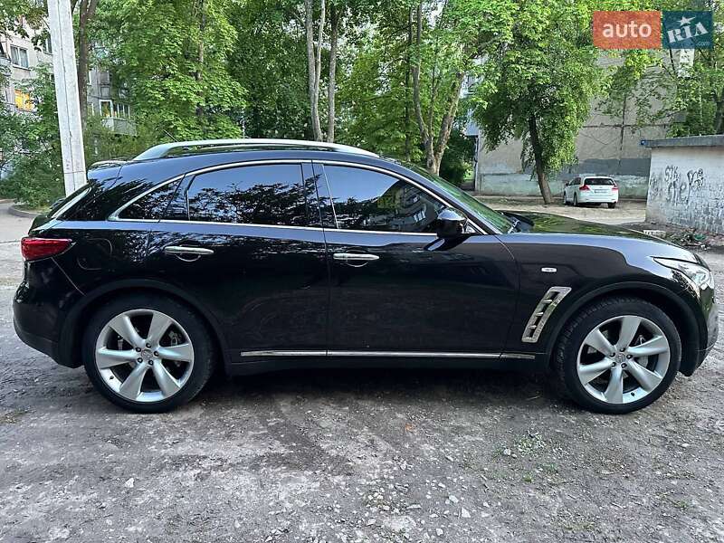 Позашляховик / Кросовер Infiniti FX 37 2011 в Харкові
