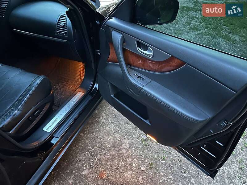 Позашляховик / Кросовер Infiniti FX 37 2011 в Харкові