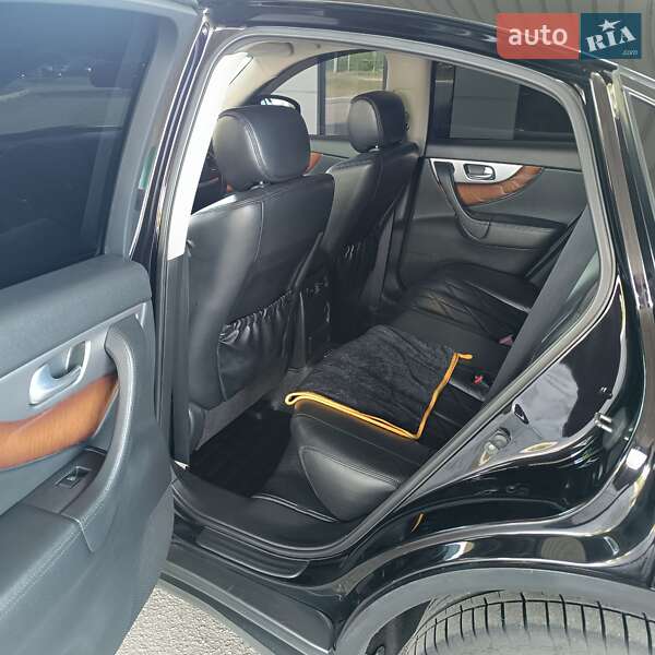 Позашляховик / Кросовер Infiniti FX 37 2011 в Дніпрі