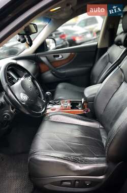 Внедорожник / Кроссовер Infiniti FX 37 2012 в 
