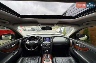 Внедорожник / Кроссовер Infiniti FX 37 2013 в 