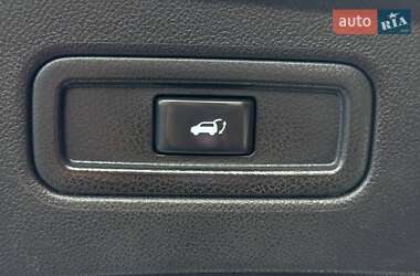 Внедорожник / Кроссовер Infiniti FX 37 2013 в 