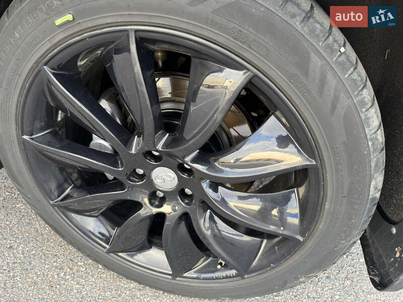 Внедорожник / Кроссовер Infiniti FX 37 2011 в Полтаве