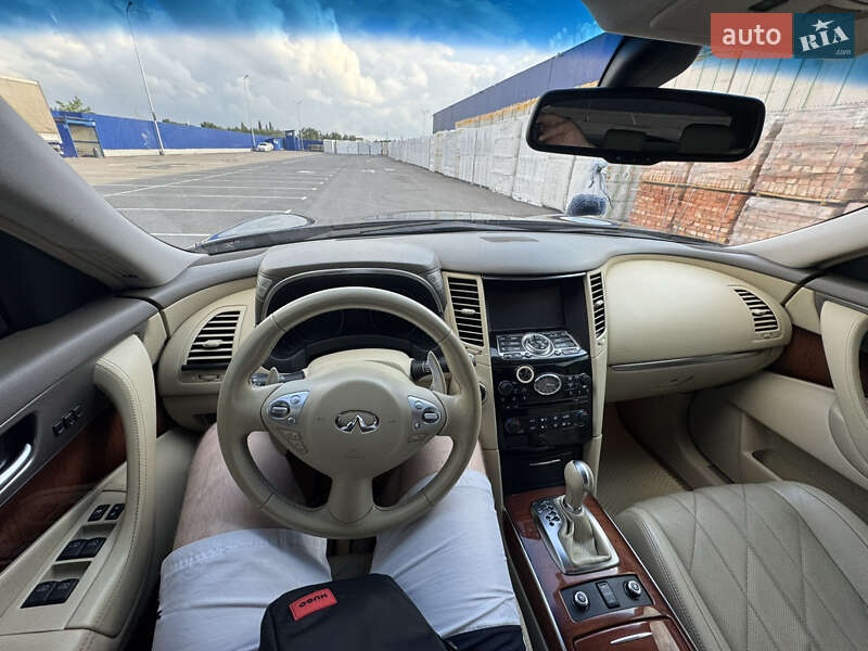 Внедорожник / Кроссовер Infiniti FX 37 2011 в Полтаве