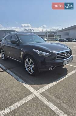 Внедорожник / Кроссовер Infiniti FX 37 2012 в 