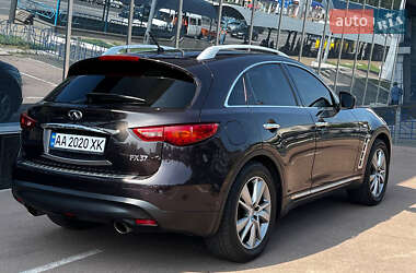 Внедорожник / Кроссовер Infiniti FX 37 2012 в 