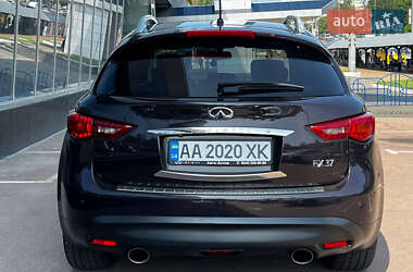 Внедорожник / Кроссовер Infiniti FX 37 2012 в 