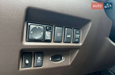 Внедорожник / Кроссовер Infiniti FX 37 2012 в 