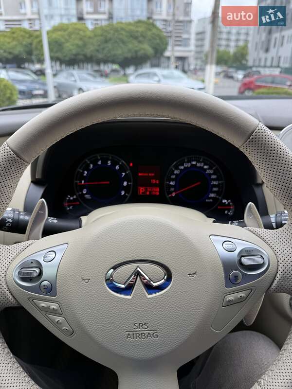Позашляховик / Кросовер Infiniti FX 37 2011 в Хмельницькому