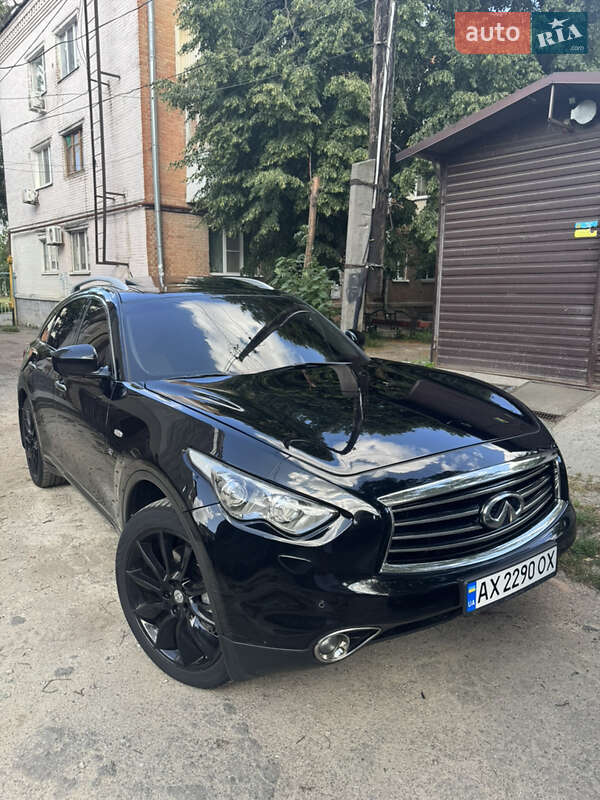 Infiniti FX 37 2011 Infiniti FX 37 2011
