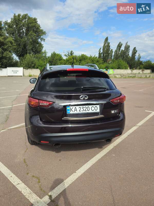 Внедорожник / Кроссовер Infiniti FX 37 2011 в Киеве