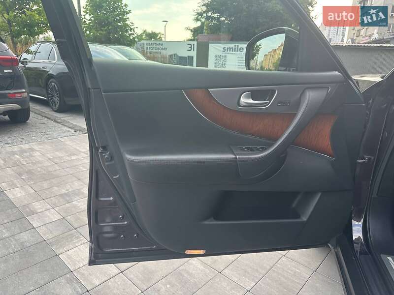 Позашляховик / Кросовер Infiniti FX 37 2011 в Києві