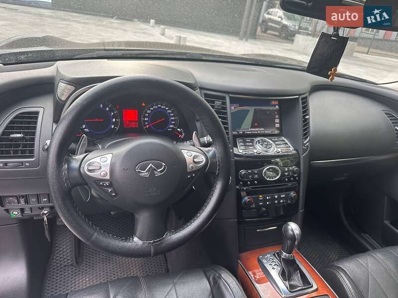 Позашляховик / Кросовер Infiniti FX 37 2011 в Києві