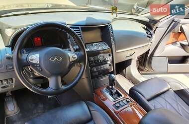 Позашляховик / Кросовер Infiniti FX 37 2011 в Ізюмі