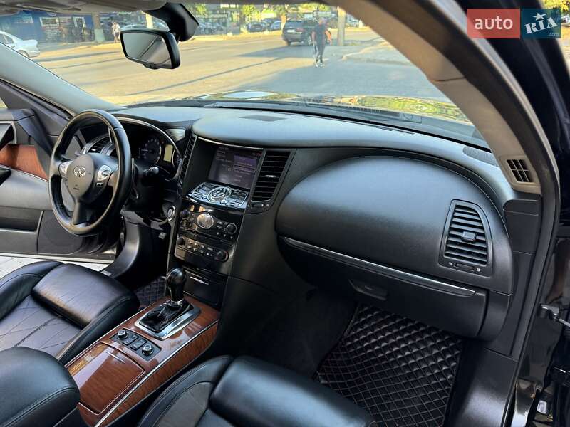 Внедорожник / Кроссовер Infiniti FX 37 2012 в Одессе