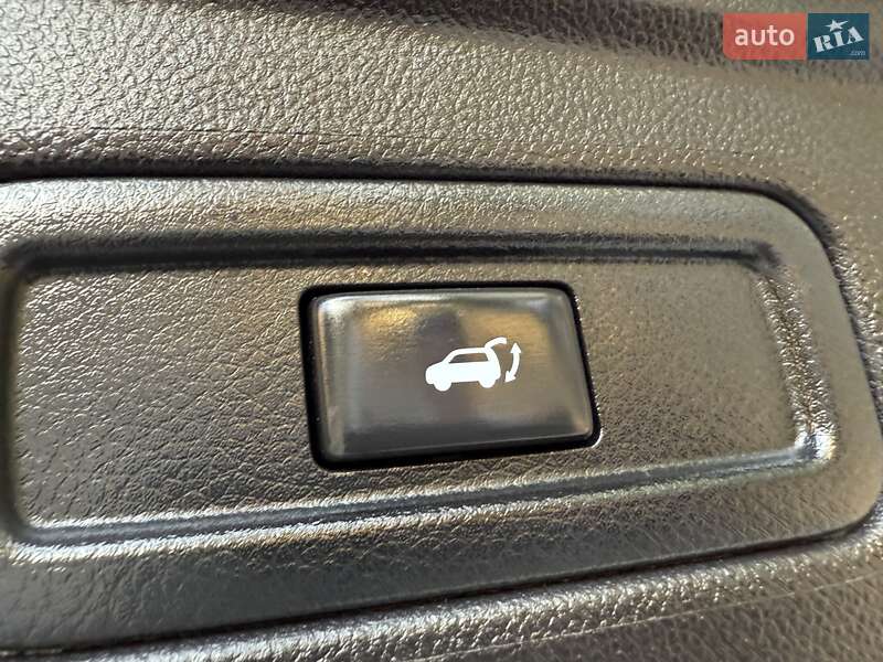 Внедорожник / Кроссовер Infiniti FX 37 2012 в Одессе