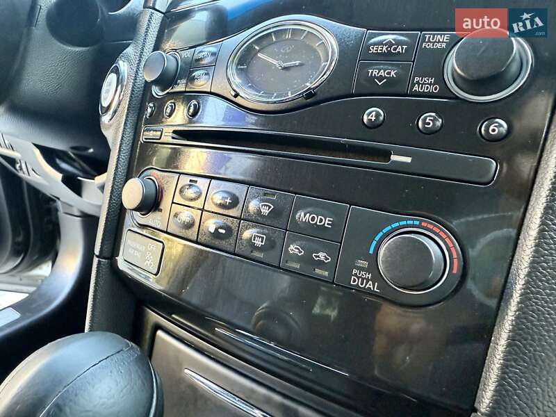 Внедорожник / Кроссовер Infiniti FX 37 2012 в Одессе