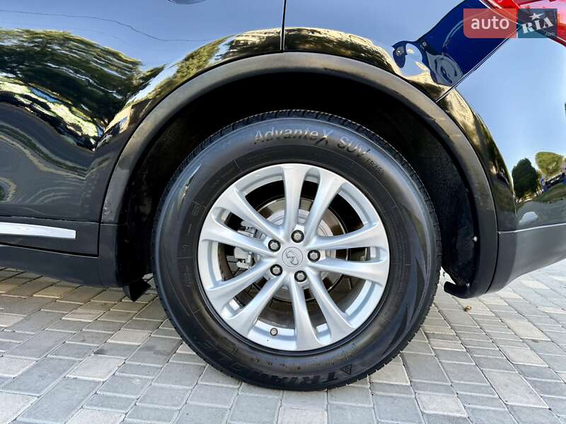 Внедорожник / Кроссовер Infiniti FX 37 2012 в Одессе