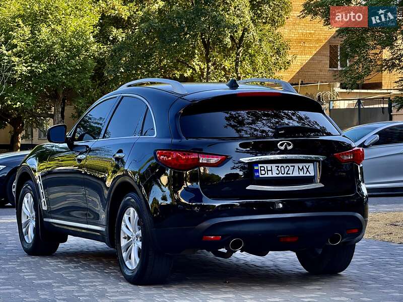 Внедорожник / Кроссовер Infiniti FX 37 2012 в Одессе