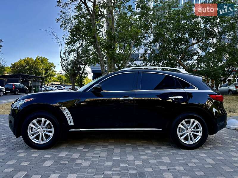 Внедорожник / Кроссовер Infiniti FX 37 2012 в Одессе
