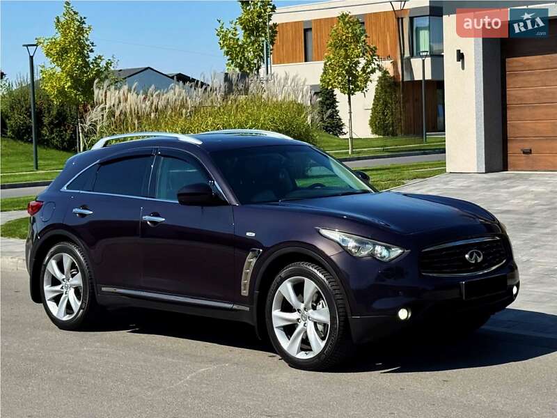 Infiniti FX 37 2011