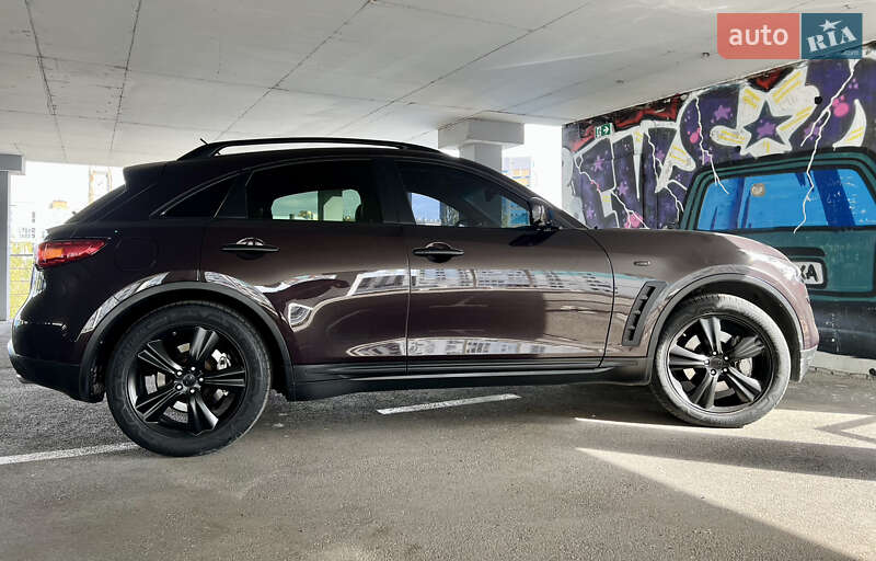 Внедорожник / Кроссовер Infiniti FX 37 2011 в Харькове