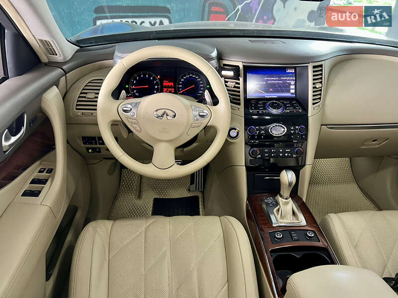 Внедорожник / Кроссовер Infiniti FX 37 2011 в Харькове