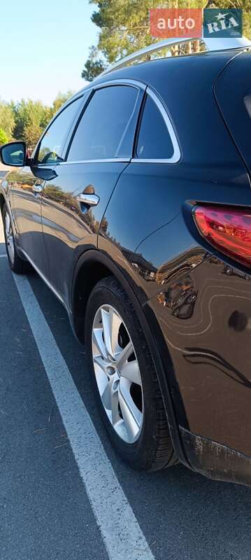Позашляховик / Кросовер Infiniti FX 37 2010 в Києві