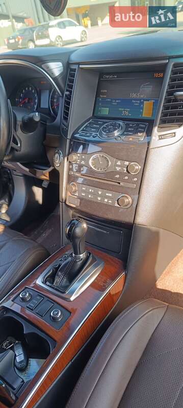 Позашляховик / Кросовер Infiniti FX 37 2010 в Києві