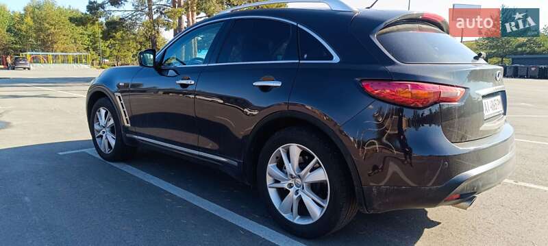 Позашляховик / Кросовер Infiniti FX 37 2010 в Києві