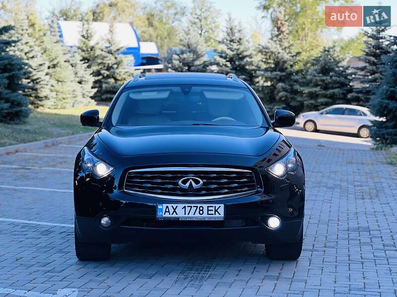 Внедорожник / Кроссовер Infiniti FX 37 2011 в Харькове