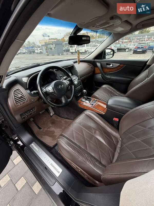 Внедорожник / Кроссовер Infiniti FX 37 2012 в Полтаве фото 5 Внедорожник / Кроссовер Infiniti FX 37 2012 в Полтаве