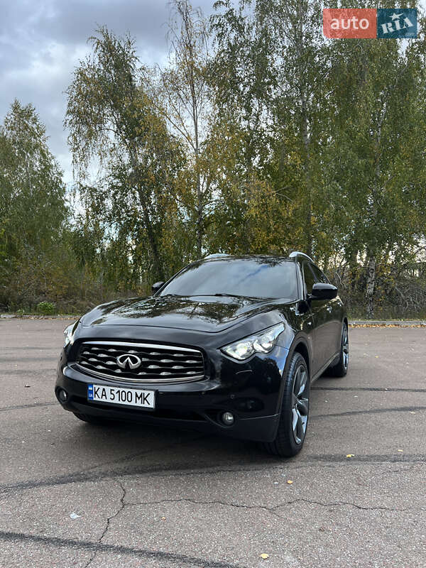 Infiniti FX 37 2011