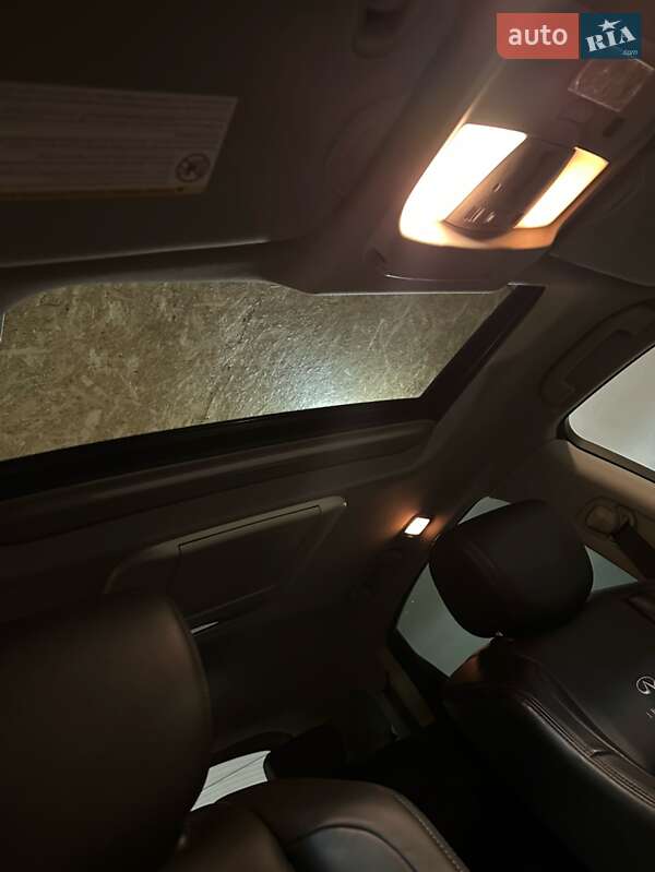 Внедорожник / Кроссовер Infiniti FX 37 2010 в Черкассах
