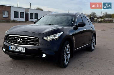 Внедорожник / Кроссовер Infiniti FX 37 2010 в 
