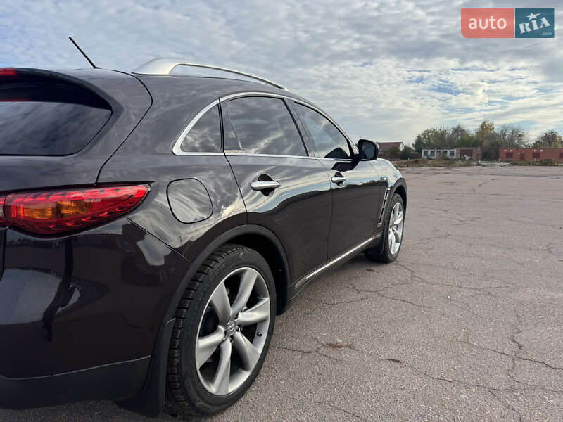 Внедорожник / Кроссовер Infiniti FX 37 2010 в Киеве фото 29 Внедорожник / Кроссовер Infiniti FX 37 2010 в Киеве